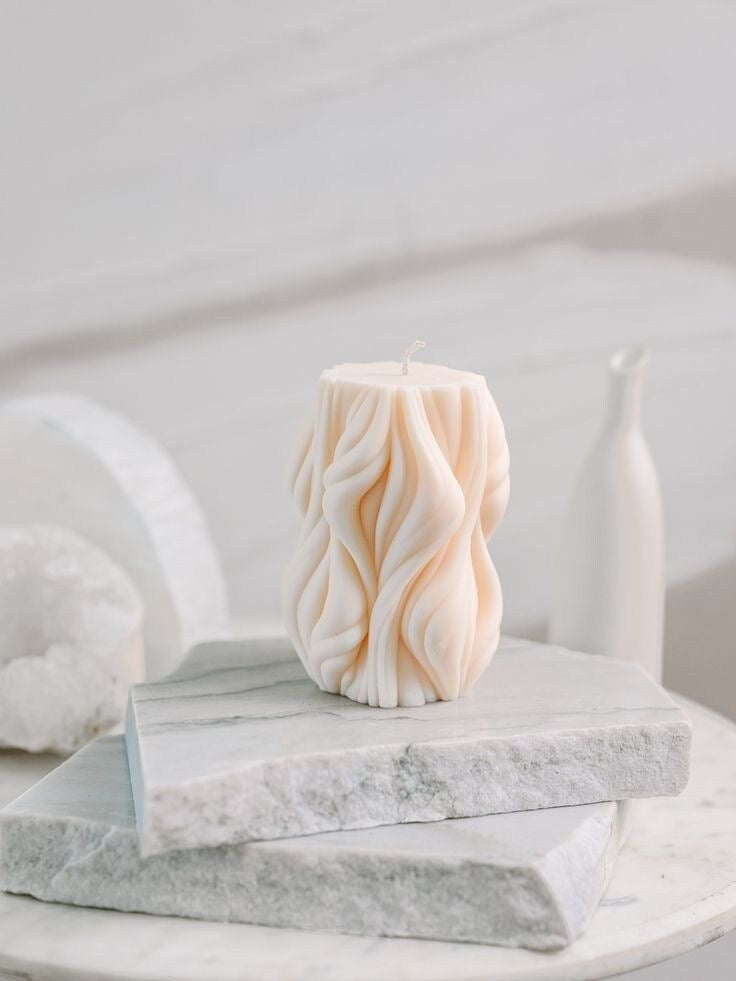 Twisted Wave candle
